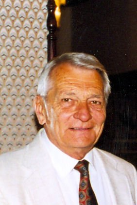 Robert William Petersen - Photo 2