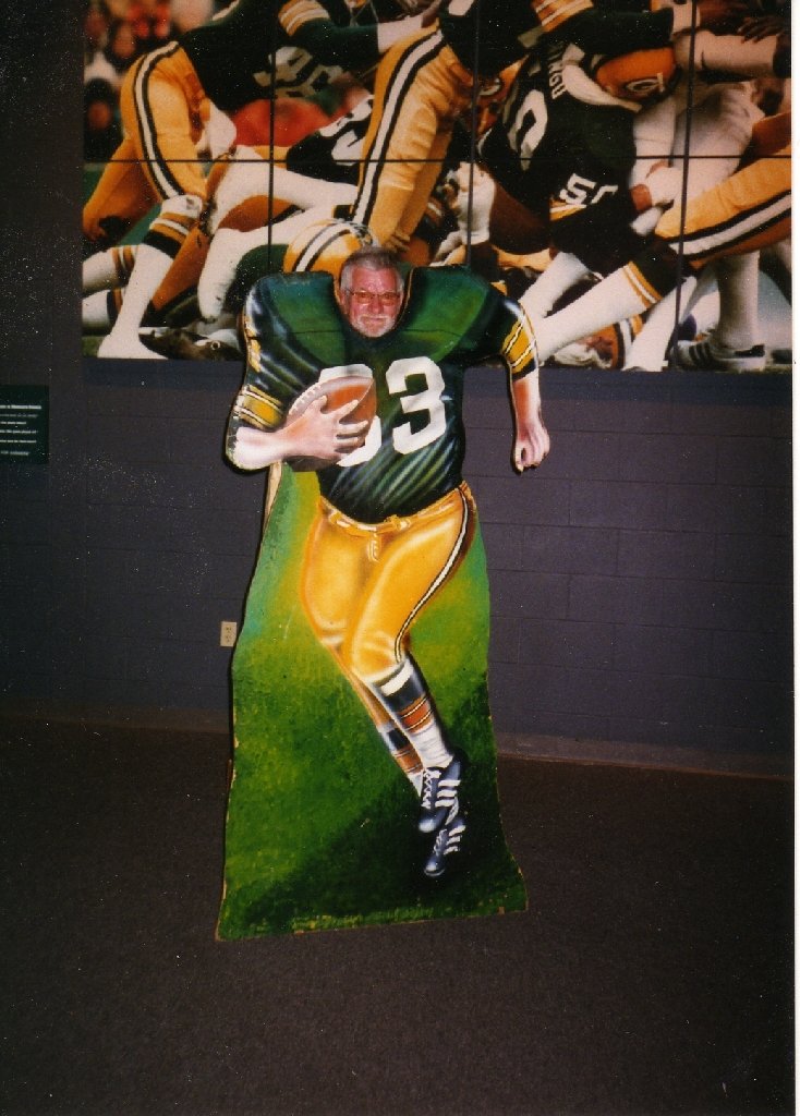 Robert E. Usinger - Photo 5