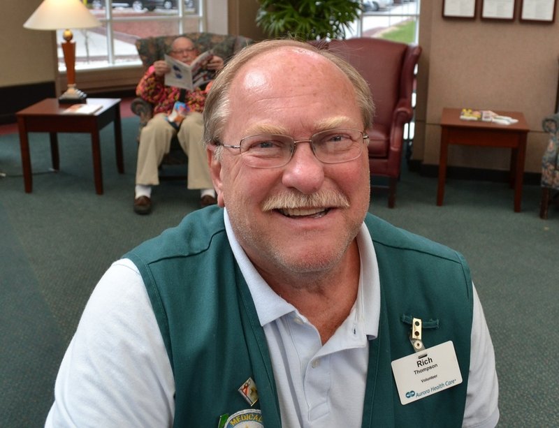 Richard James Thompson - Photo 4