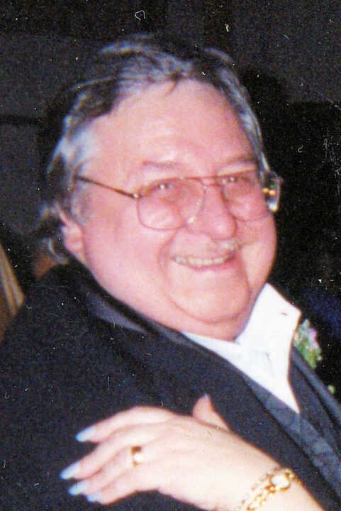 Martin Raymond Kasos - Photo 3