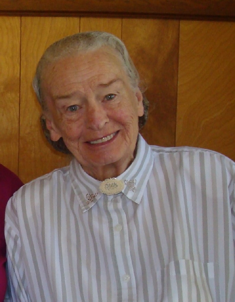 Edith R. Data - Photo 8