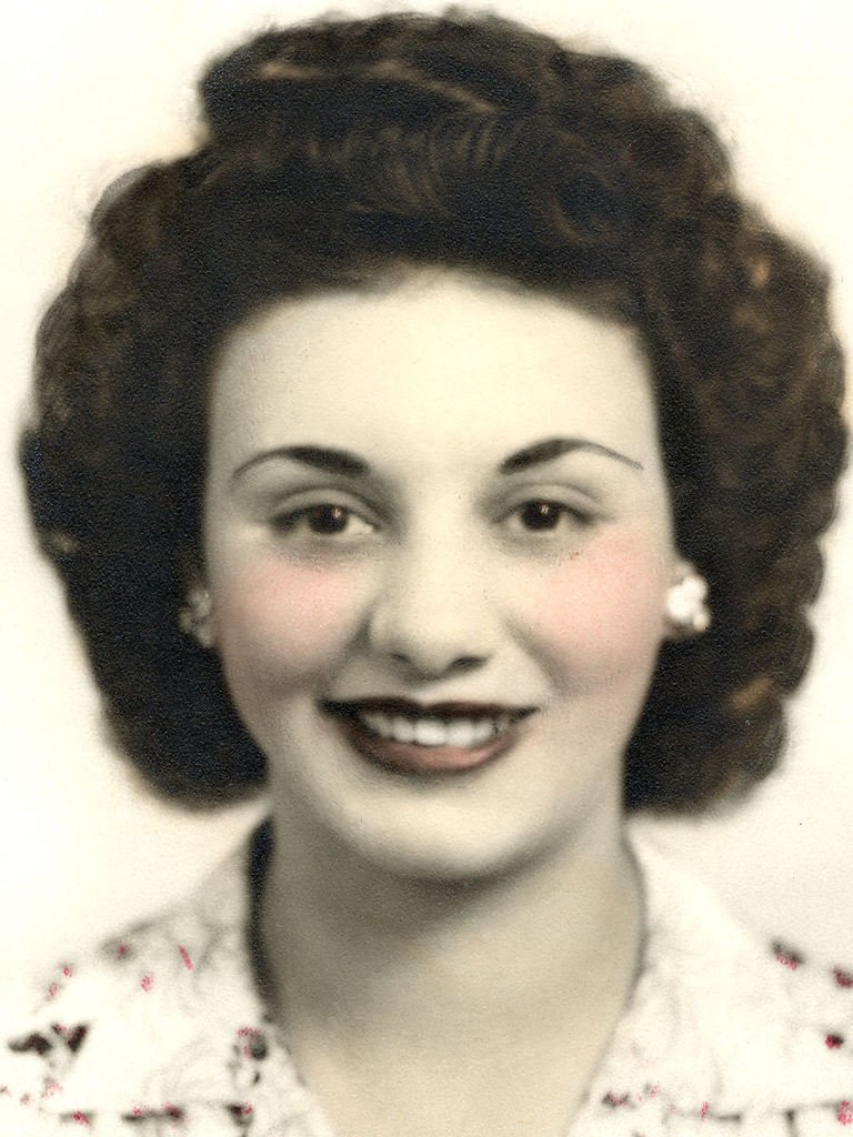 Angie Misurelli - Photo 3