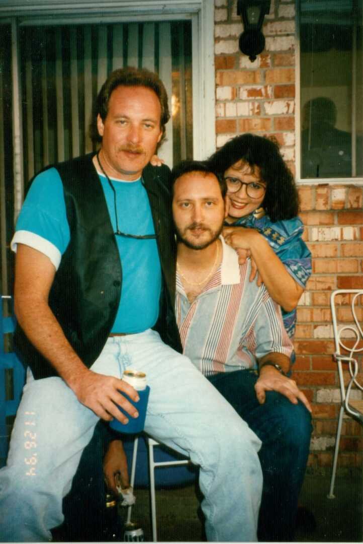 Michael Russell Sarckess - Photo 4