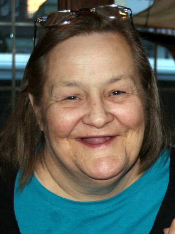 Sandie Gascoigne - Photo 2