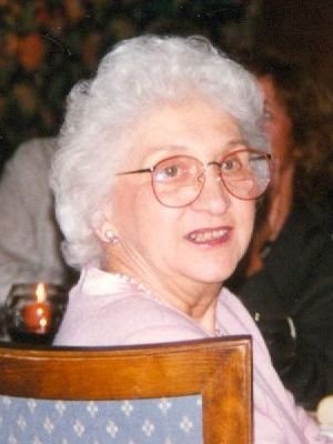 Betty H. Schlenker - Photo 2