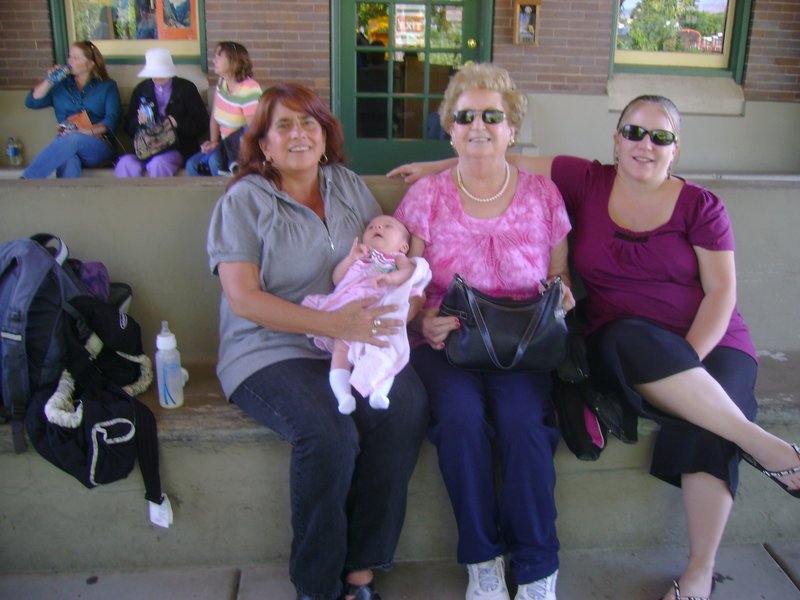 Thelma Kennett - Photo 5