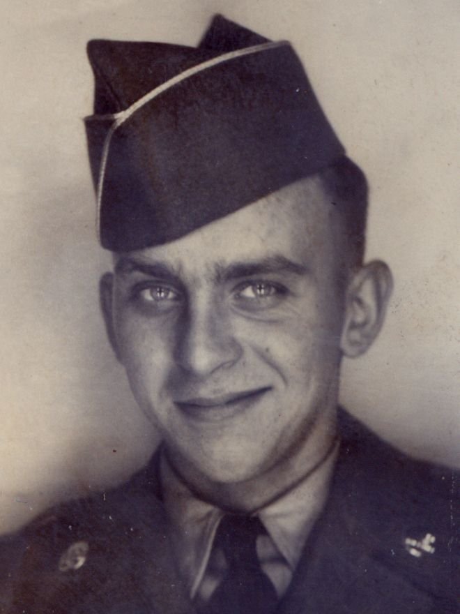 Eugene Leo Jablonski - Photo 2