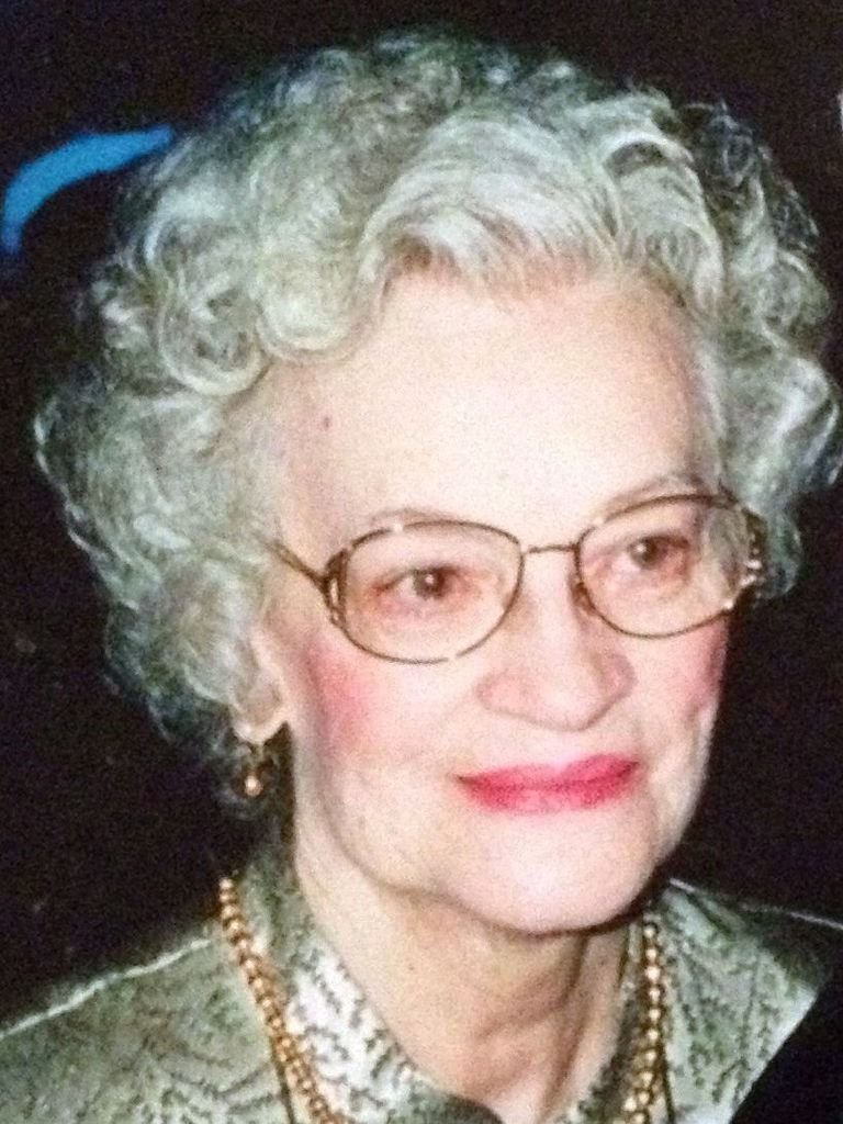 Amelia Vena - Photo 3