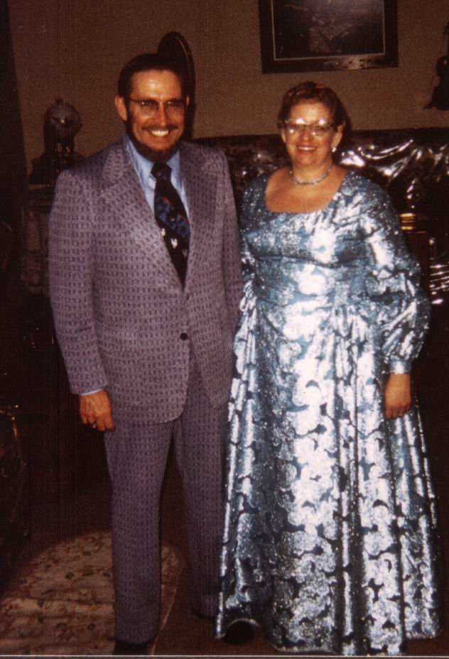 Donald F. Huebner - Photo 19