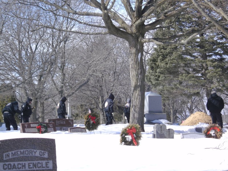 Edward Julius Yuenkel - Photo 10