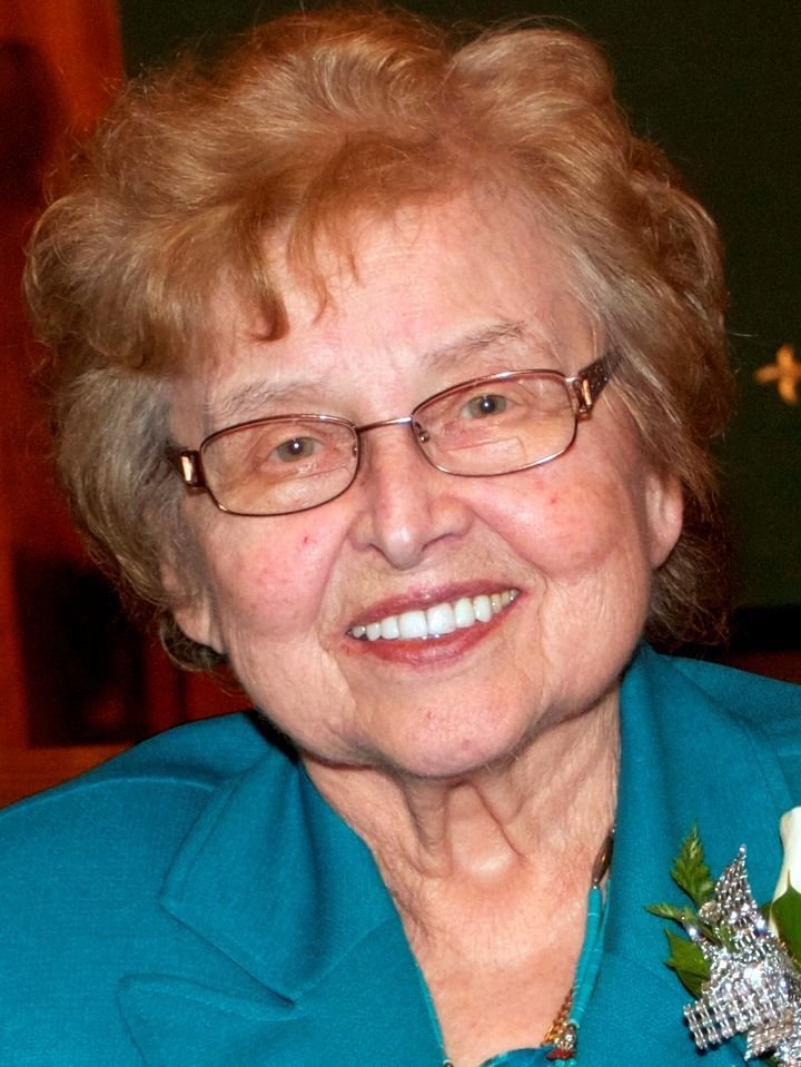 Evelyn A Pitts - Photo 2