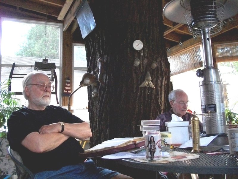 Raymond Michael York - Photo 2