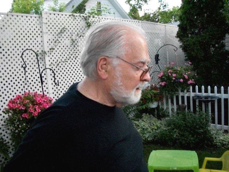 Raymond Michael York - Photo 5