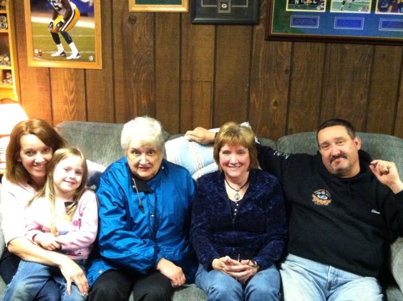 Carol J. "C.J." Schiller - Photo 4