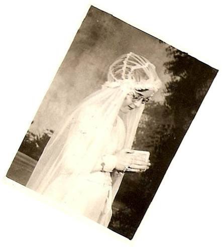 Mary Ann Landa - Photo 21