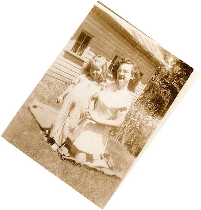 Mary Ann Landa - Photo 31