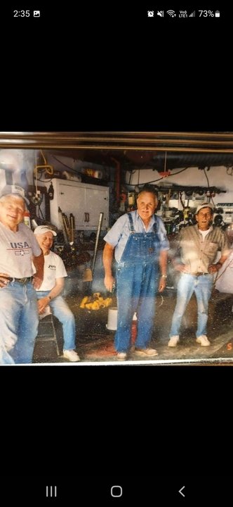 James E. Leuck - Photo 4