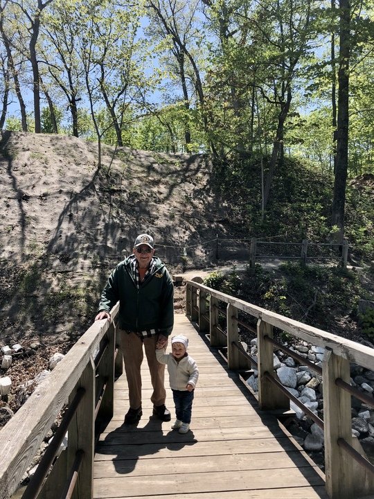 James E. Leuck - Photo 41