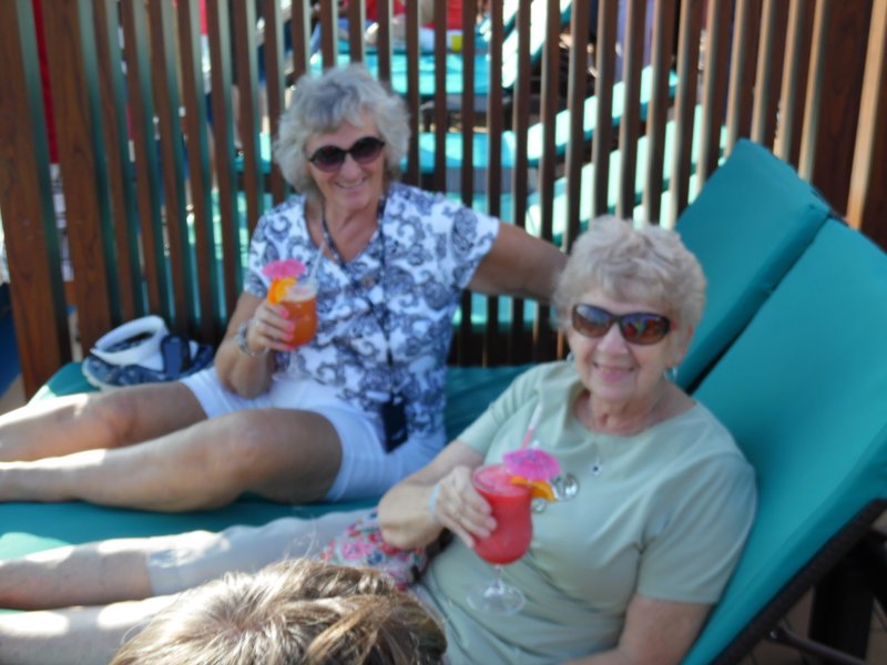 Suzanne Val Miller - Photo 10