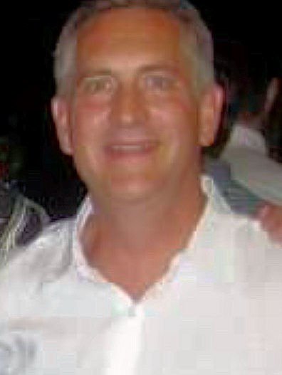 Toby Lee Schlenker - Photo 2