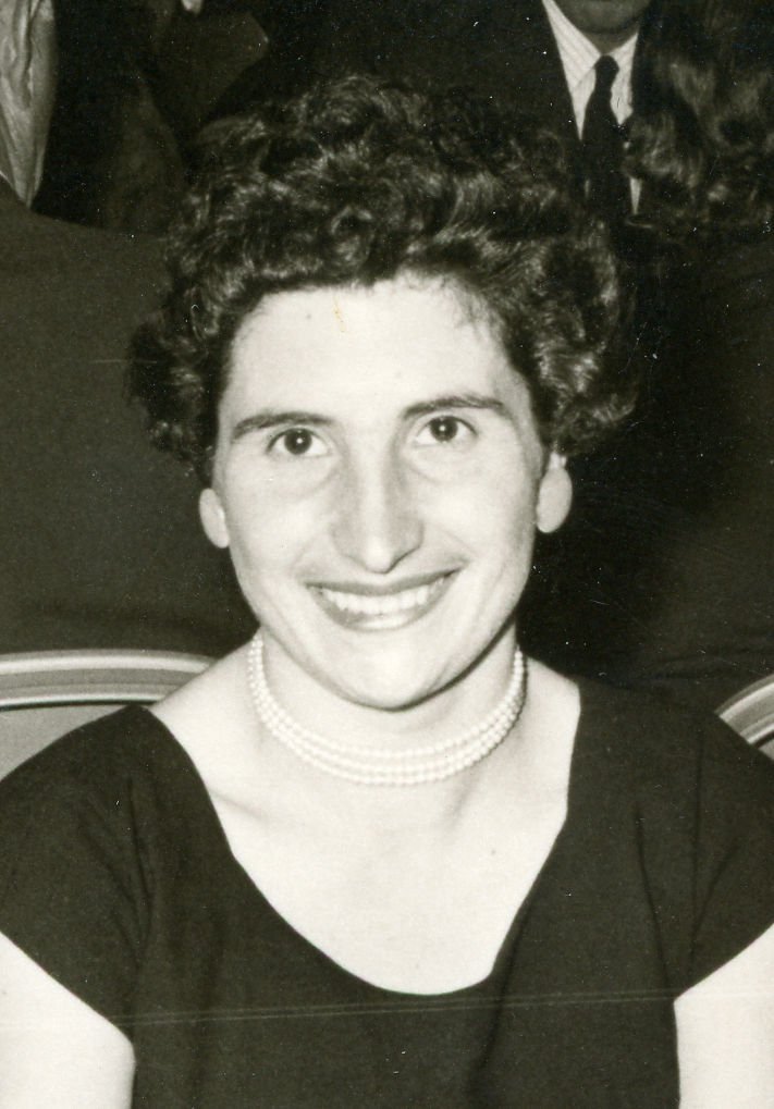 Amelia Caira - Photo 2