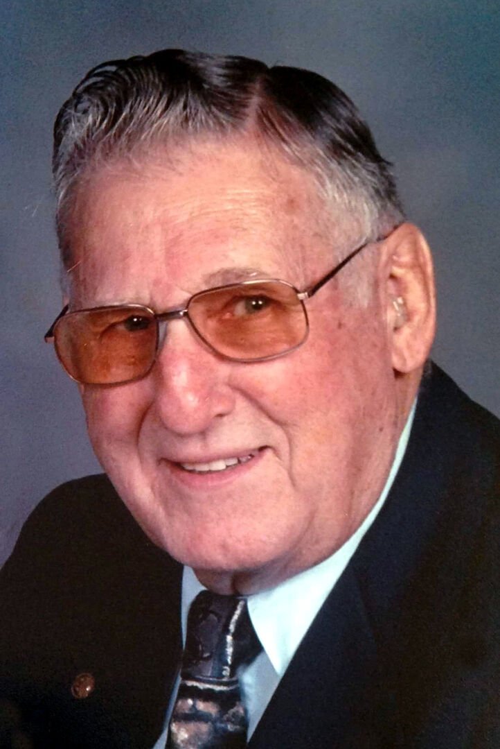 Elmer William Schmidt