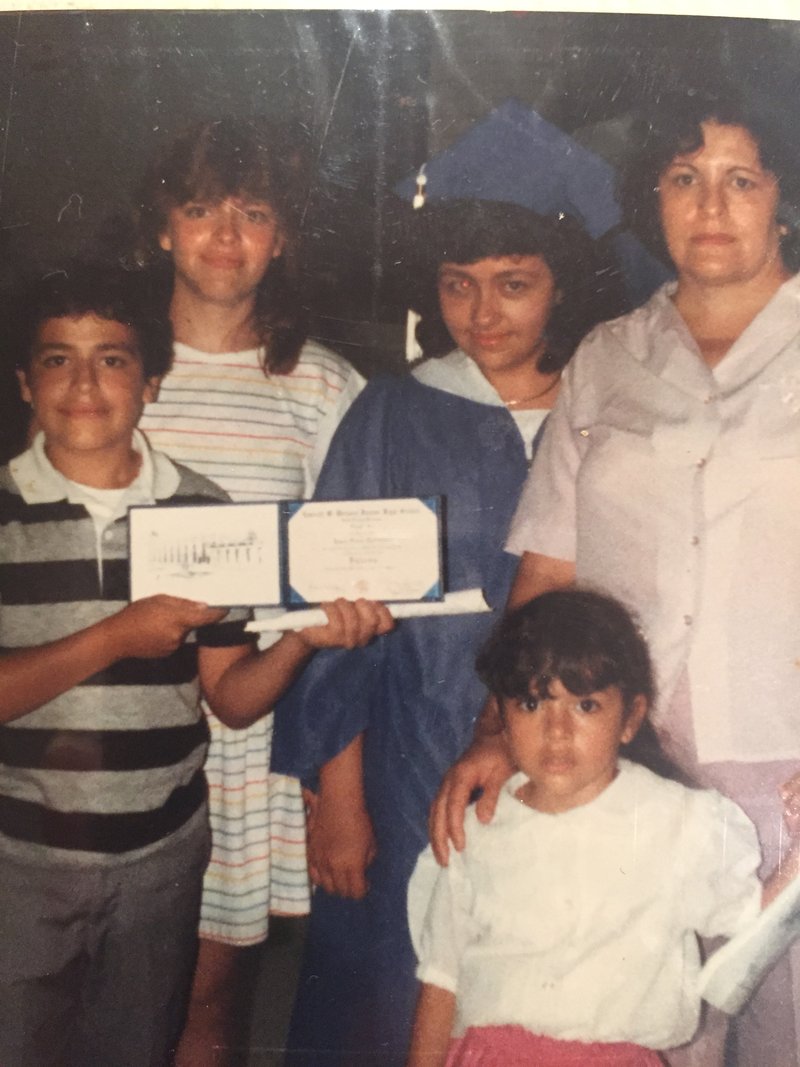 Esperanza Rodriguez - Photo 16