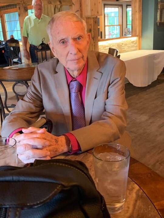 Richard John Stine - Photo 2