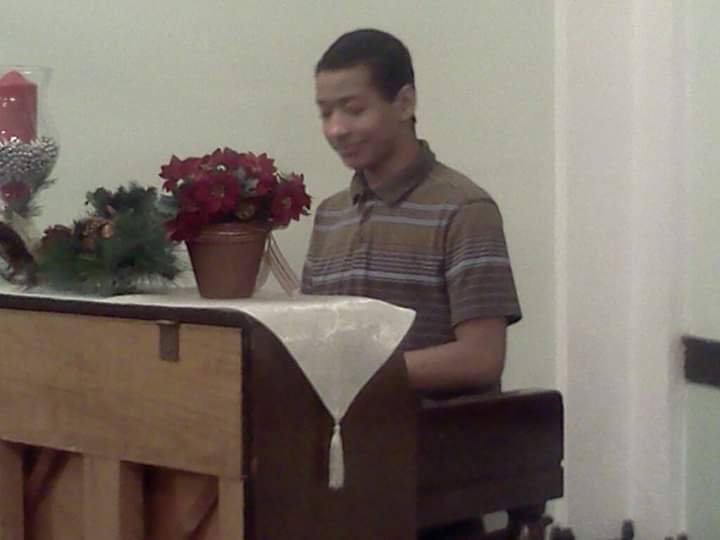 Caleb Peter Islas - Photo 10