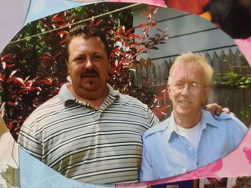 Peter C. Gollinger - Photo 9