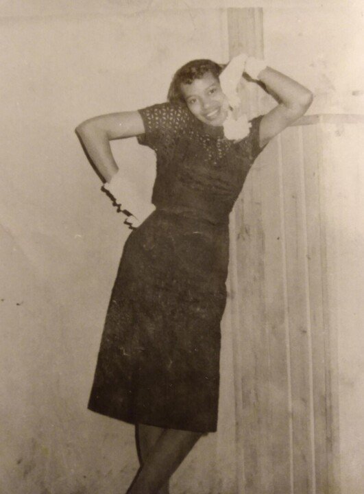 Betty Johnson - Photo 2