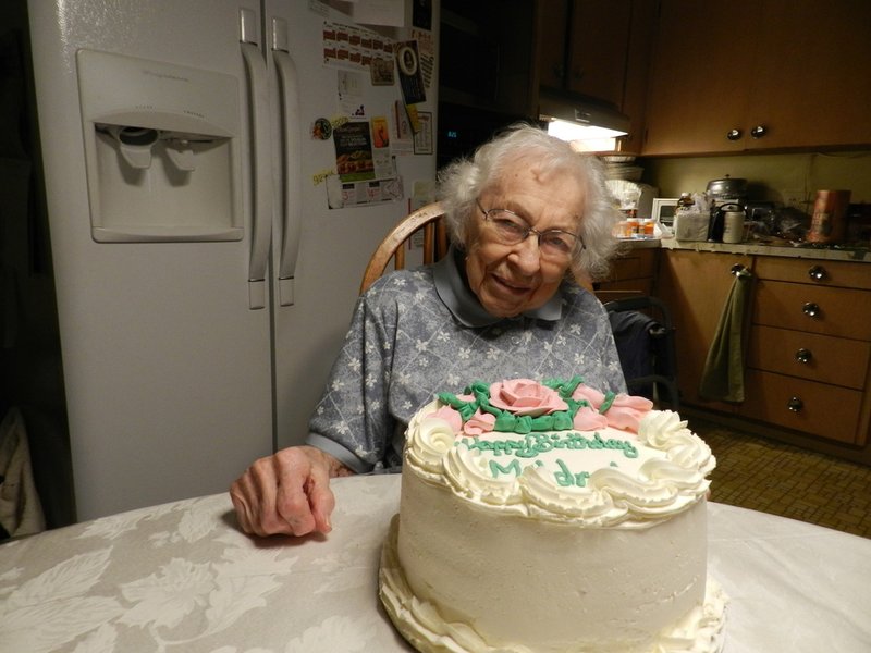 Mildred Elizabeth Becker - Photo 10