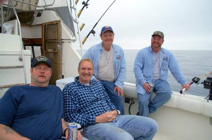 Donald Elmer Thompson Jr. - Photo 6