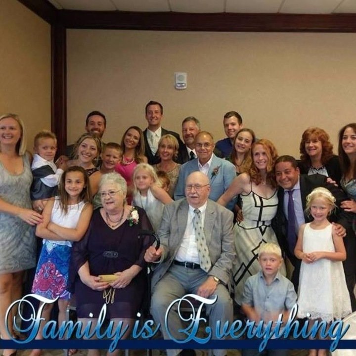 Linda E Elsen - Photo 6