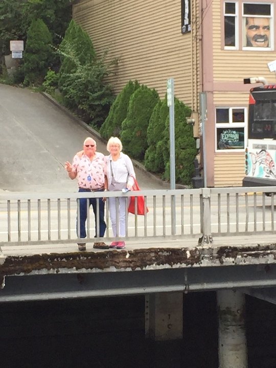 David Robert Munchoff - Photo 2