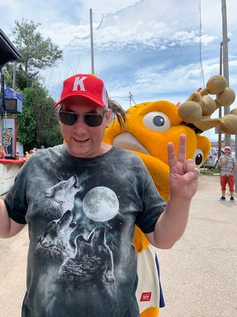 Erik Michael Ries - Photo 5