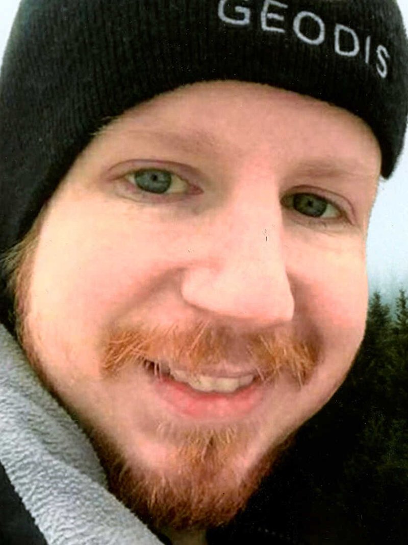 Andrew Michael Owens - Photo 2