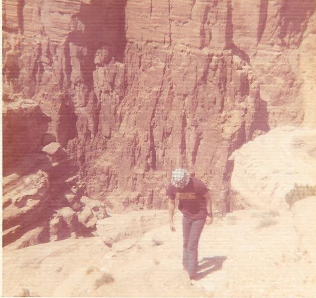 Chad Oliver Hagen - Photo 4