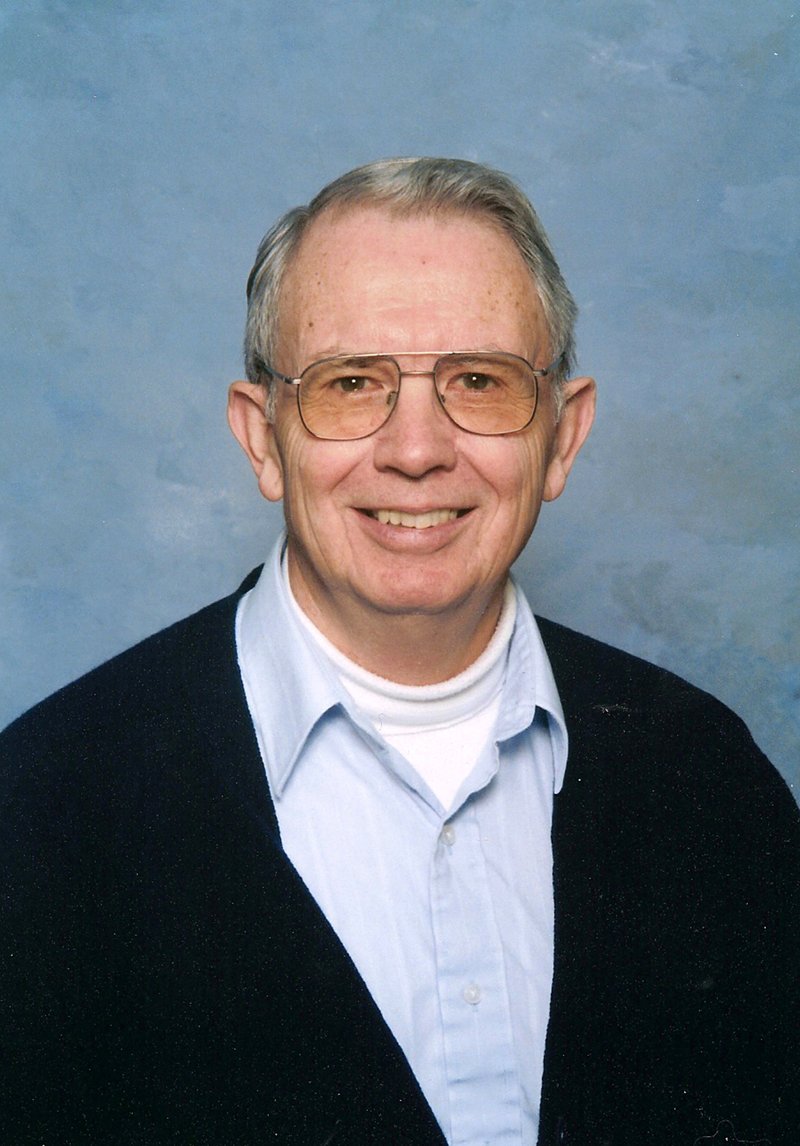 Robert Gene Clarke - Photo 2