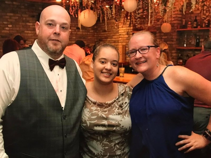 Robert Hershal Holt - Photo 7