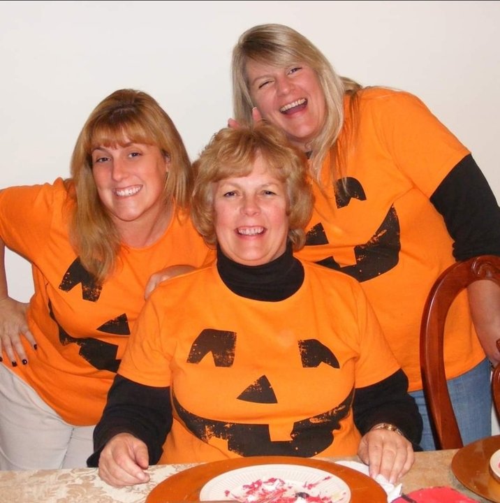 Angela Veinot - Photo 12