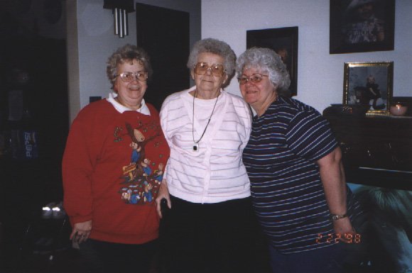 Linda Hoeke - Photo 7