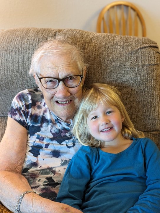 Loretta Katherine Hofmann - Photo 2