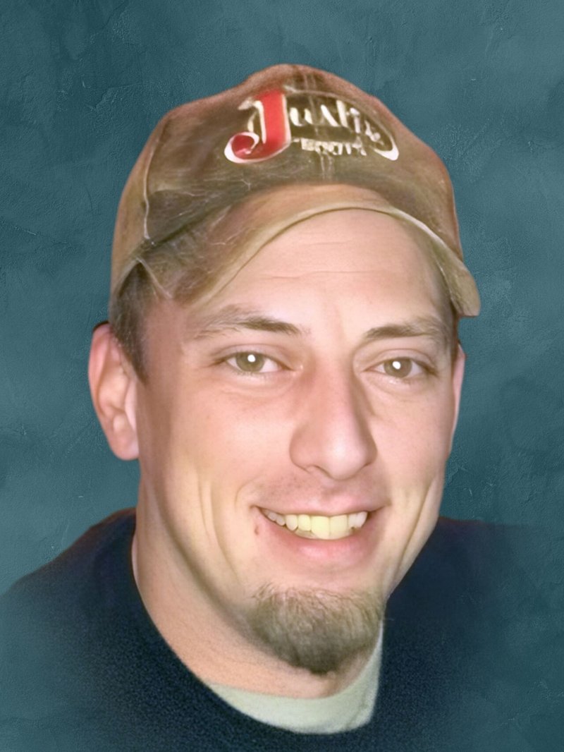 Justin Messer - Photo 2