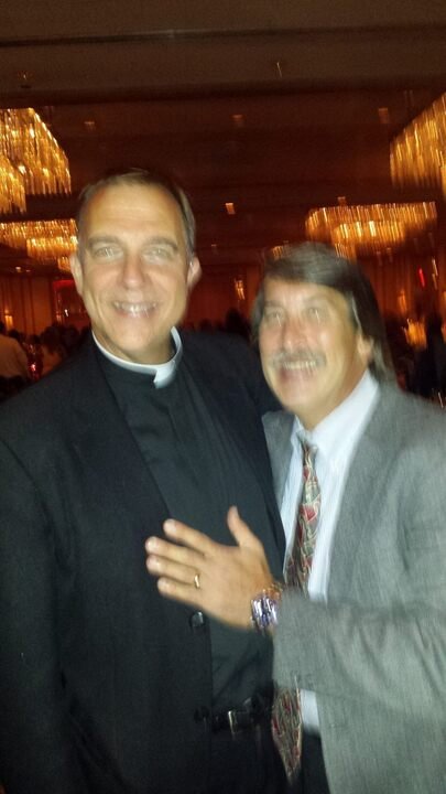 Martin G. Lucas - Photo 3