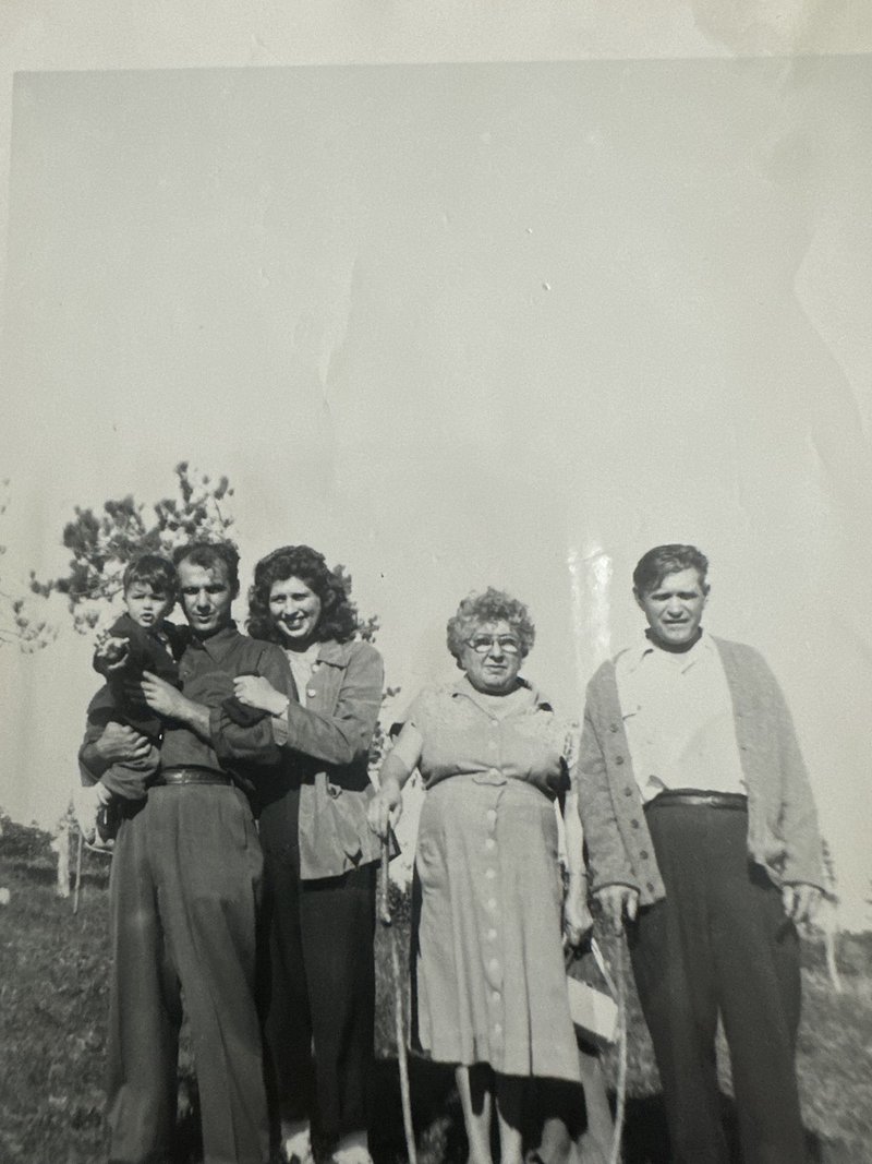 Eleanor Eve Meo - Photo 7