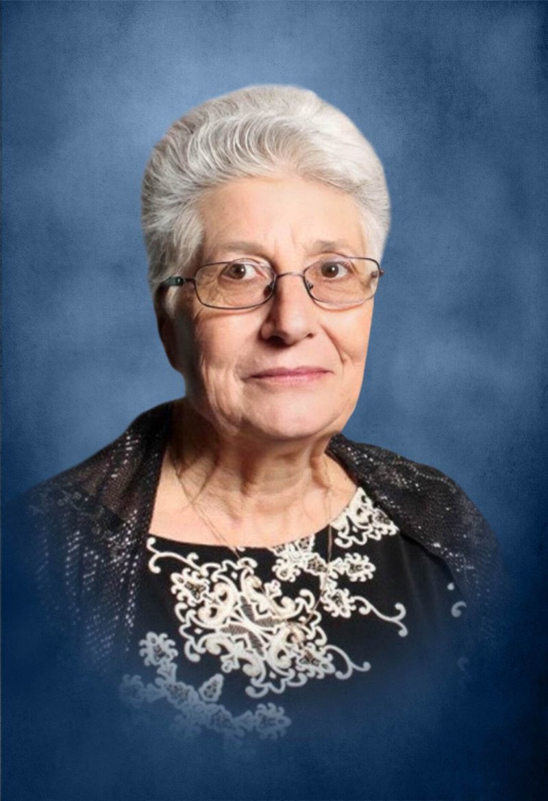 Delfina A. Volpendesta - Photo 3