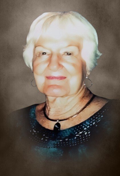 Marcella Lois Ricciardi - Photo 2