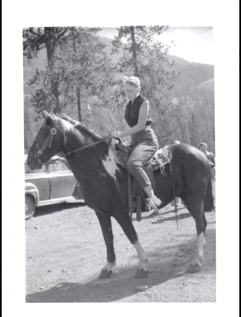 Karen C. Despin - Photo 76