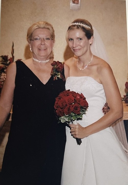 Sue Ellen Ide - Photo 5